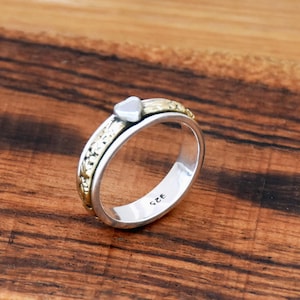 Heart Spinner Ring, Sterling Silver Ring, Promise Ring Meditation ring Wedding Ring Thumb Ring Narrow Band Ring Textured Spinning Ring