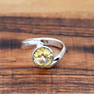 Citrine Ring, 925 Sterling Silver Ring Statement Ring Dainty Band Ring, November Birthstone Ring Round Cut Stone Ring Boho Ring Gift For Her
