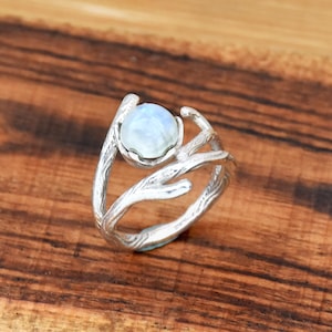 Natuurlijke maansteenring, 925 sterlingzilveren ring, takjering, ronde edelsteenring, ring juni geboortesteen, boomtakring, bladzilveren ring