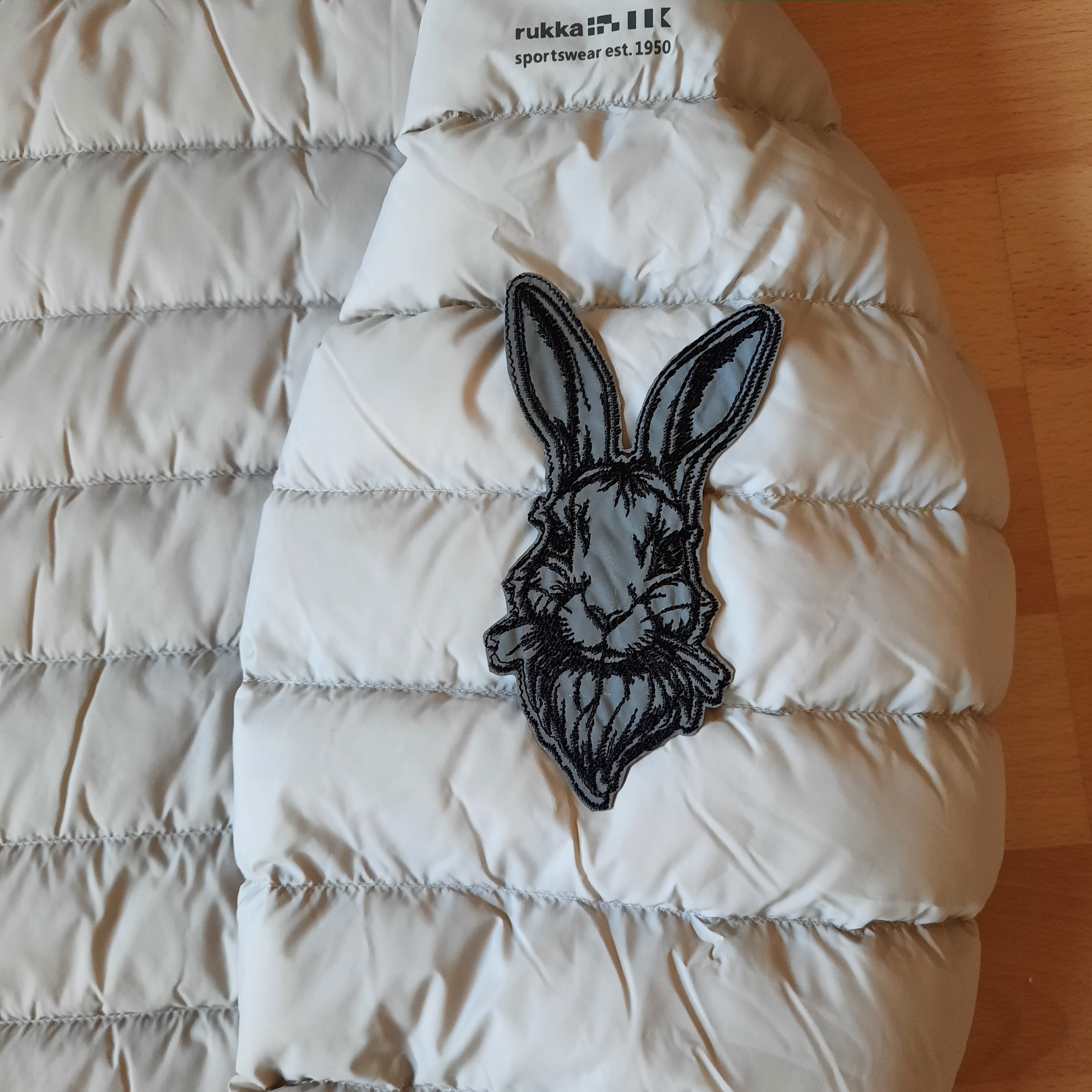 【DISCERNMENT】OT rabbit printing half sleeve DISCERNMENT】OT rabbit printing half sleeve Bunny Hat