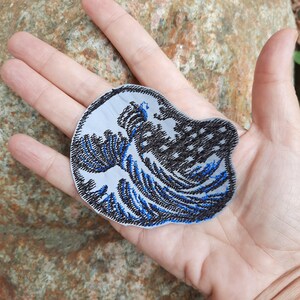 Waves and stars iron on reflective embroidered patch