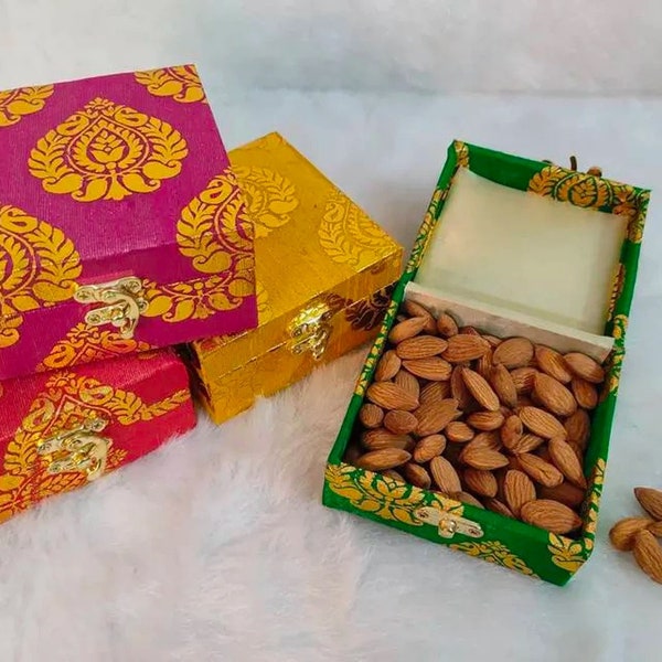 Indian Sweet Boxes, Diwali gifts, Indian Gift Box, Indian Bridesmaid box, Return Gift, Wedding Favor, Marriage Gift, Shagun Box