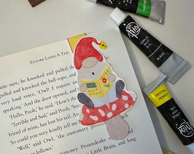 Reading gnome on mushroom Magnetic Bookmark: Reader Gift