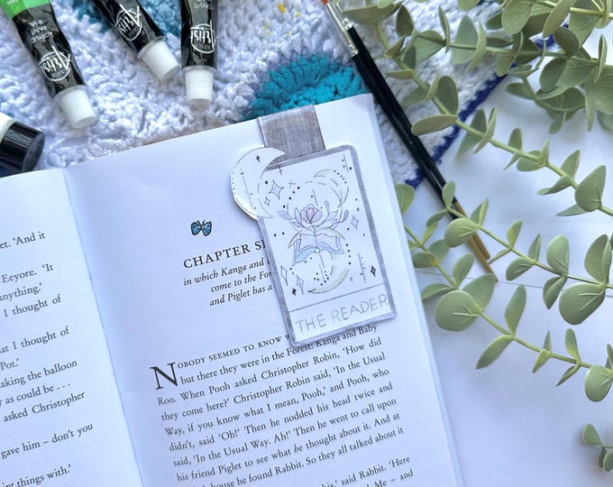The Reader Tarot Card Magnetic Bookmark: Booktok Reader Gift