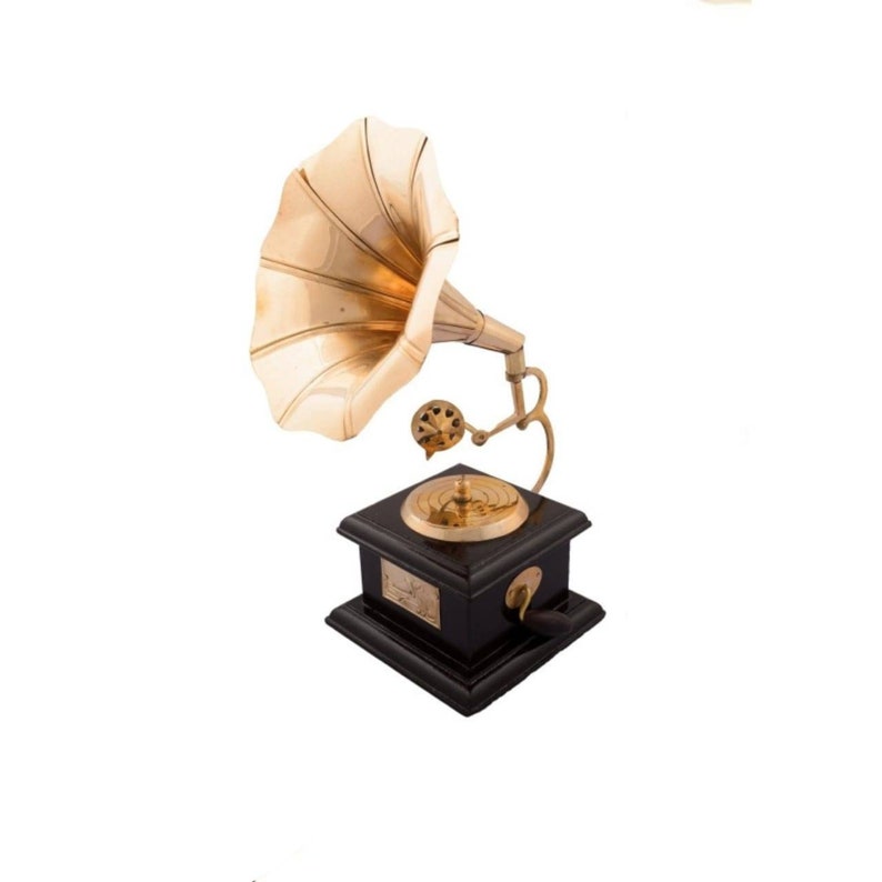 Handcrafted Gramophone Decorative Showpiece Replica of Vintage