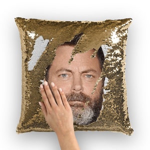 ニック・オファーマン スパンコール枕 | セレブリティ枕クッション | クールな枕カバー | シン・シティ映画ファンへの面白いギフトアイデア