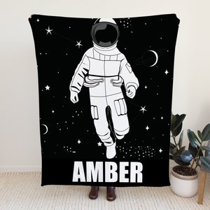 Astronaut Blanket for Kids, Personalized Blanket in Space, Cool Blanket for Toddlers, Blanket Gift Idea, Custom Baby Blanket with Name