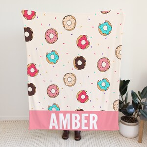 Cute Donut Blanket, Custom Blanket with Donut Design, Donut Pattern Blanket with Name Option, Persoanlized Blanket with Donut Design