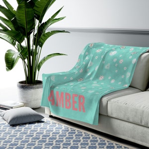 Personalized Blanket with Flowers, Cute Blanket for Toddlers, Flower Blanket for Kids, Turquoise Blanket Gift Idea, Custom Blanket Gift Idea image 2