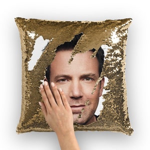 Cuscino con paillettes Ben Affleck / Cuscini per cuscini celebrità / Federa per cuscini cool / Idea regalo divertente per inseguire i fan dei film di Amy