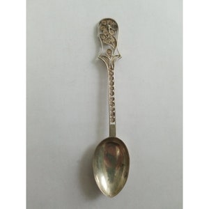 Flower Souvenir Spoon silverplated Delicate Design Collectible Demitasse