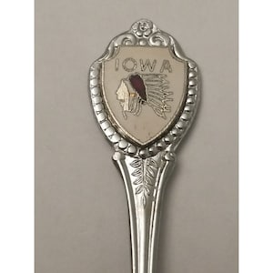 Spoon US Collectible Iowa enameled vintage souvenir