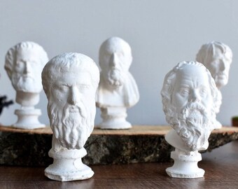 Il nostro set di 5 Figurine di Filosofi Platon Hrisippos Hesiodos Socrates Aristoteles / Statuetta di Filosofi / Statua di Filosofi/Arredamento Artistico