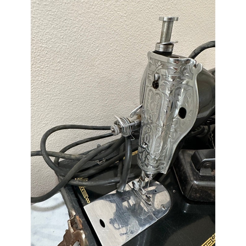 Vintage Precision Compac Sewing Machine Made in Occupied Japan A120673