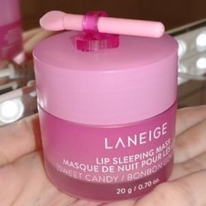 Lip Spoon Holder