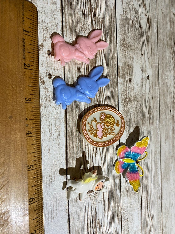 Five Vintage Easter Pins Plastic and Metal - image 3