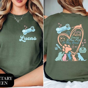 Custom Vet Assistant Sweatshirt,Veterinarian Shirt,Groovy Vet Tech Shirt,Animal Doctor Gift,Dog Lover Gift,Doctor Gift,Nurse Vet Sweatshirt
