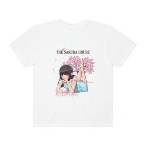 Fleurs de cerisier, T-shirt unisexe teint en pièce, Kawaii ANIME The Sakura House, T-shirt mignon fille d&#39;anime Sakura Tree en fleurs de cerisier Best-seller