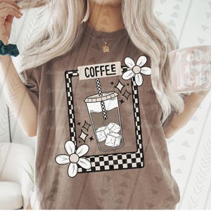 Camiseta con la carta del tarot del café