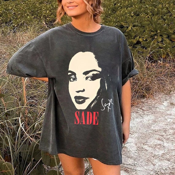 Sade Face Vintage, 90s Vintage Sade  Shirt, country music, Pop Music Fan shirt Gift for men women unisex tshirt