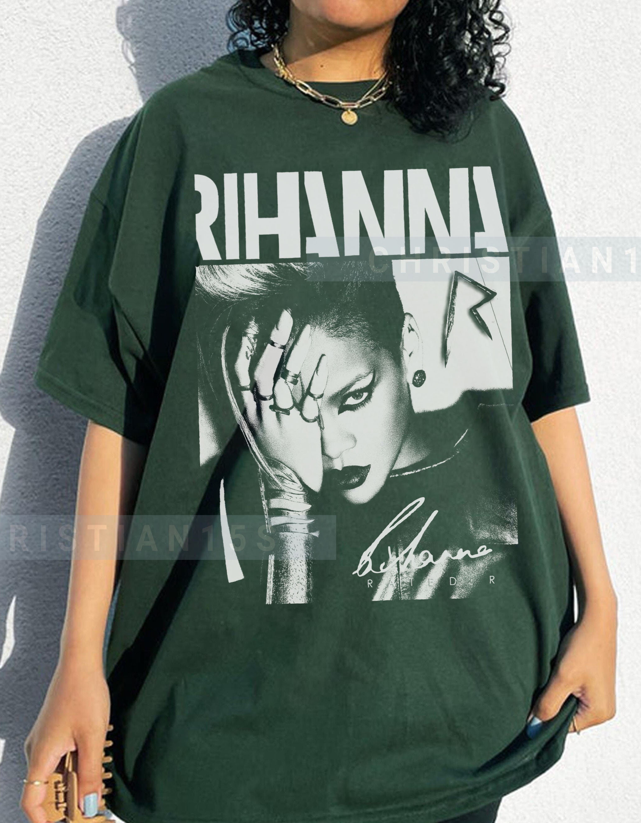 Rihanna Gifts - 60+ Gift Ideas for 2023