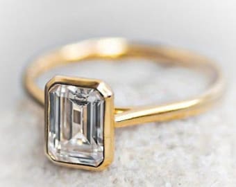 Emerald Cut Moissanite Bezel Set Engagement Ring, Emerald Diamond Solitaire Ring, Bezel Set Wedding Ring, Bridal Anniversary Ring for Women