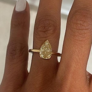 3CT Light Yellow Pear Cut Moissanite Diamond Engagement Ring | 10/14/18K Yellow Gold V Prong Modern Style Wedding/Anniversary Ring For Her
