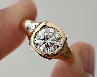 2Ct Round Cut Engagement Ring, Bezel Set, 14K Gold Lab Grown Diamond Signet Ring