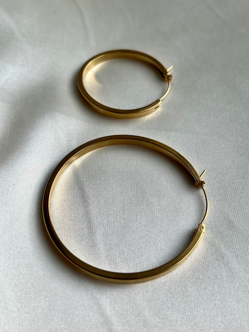 Vintage 18k Gold-plated Flat Hoop 2 Size Earrings 32mm, 45mm Circle Hoop Earrings Waterproof Her Jewellery Bold Hoop Earrings image 5