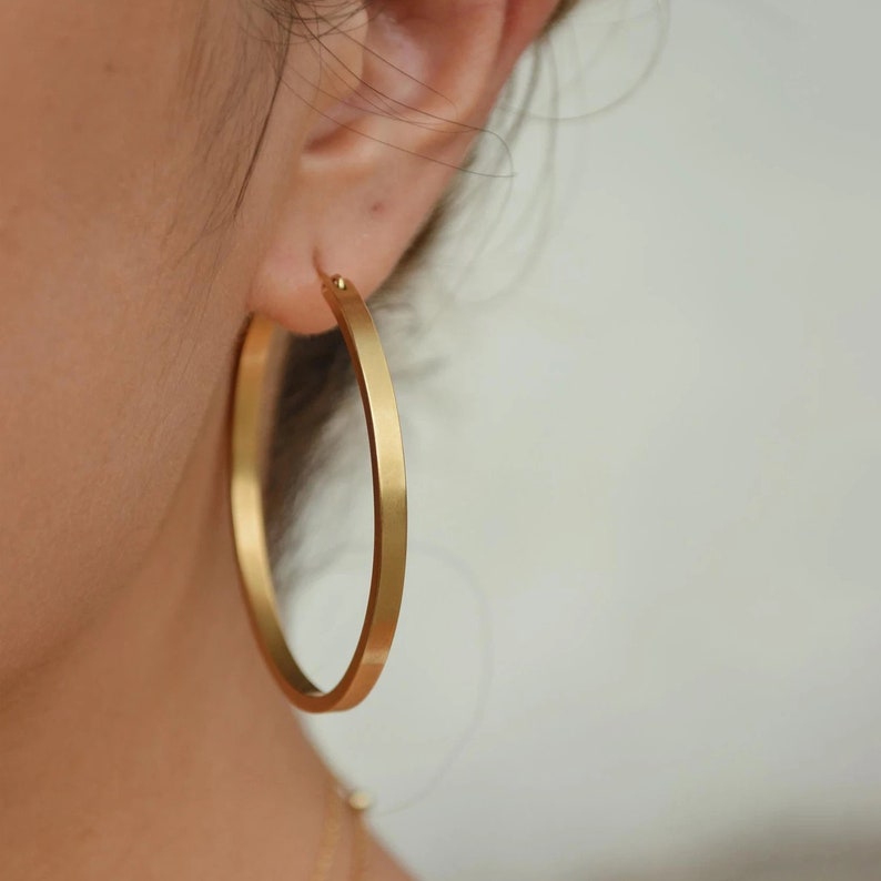 Vintage 18k Gold-plated Flat Hoop 2 Size Earrings 32mm, 45mm Circle Hoop Earrings Waterproof Her Jewellery Bold Hoop Earrings 45mm
