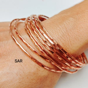 set of solid copper bangle /set off 8 pc  hammered bangle/pure copper/Free Surprise with Purchase/free shipping Gift for Her  best friends .