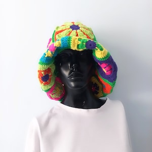 Custom order, big crochet daisy flower bucket hat, couple gift, gift for her, crochet bucket hat, crochet accessories, crochet summer hat zdjęcie 2