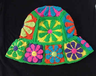 Custom order, big crochet daisy flower bucket hat, couple gift, gift for her, crochet bucket hat, crochet accessories, crochet summer hat