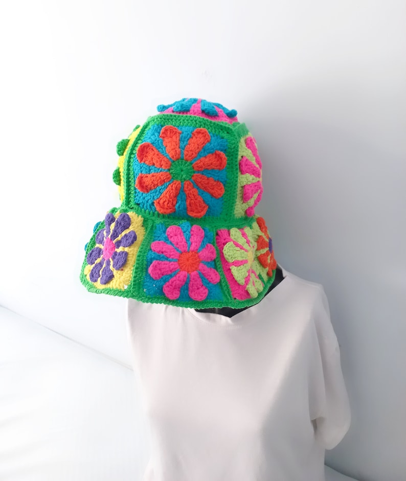 Custom order, big crochet daisy flower bucket hat, couple gift, gift for her, crochet bucket hat, crochet accessories, crochet summer hat zdjęcie 8