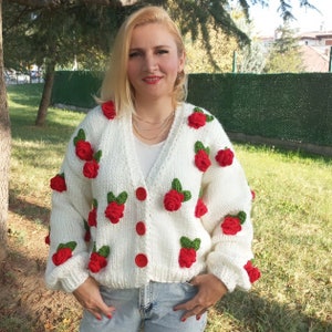 Crochet red roses chunky cardigan, knit rose cardigan, gift for her, sweater for woman, oversized cardigan, gift for valentines day