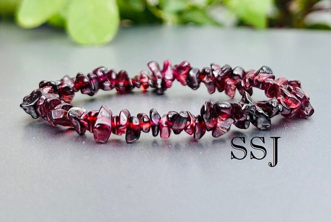 Red Garnet Crystal Stretch Chip Bracelet - January Birthstone Stretch Bracelet - Garnet Crystal Bracelet - Gemstone Bracelet, Gifts