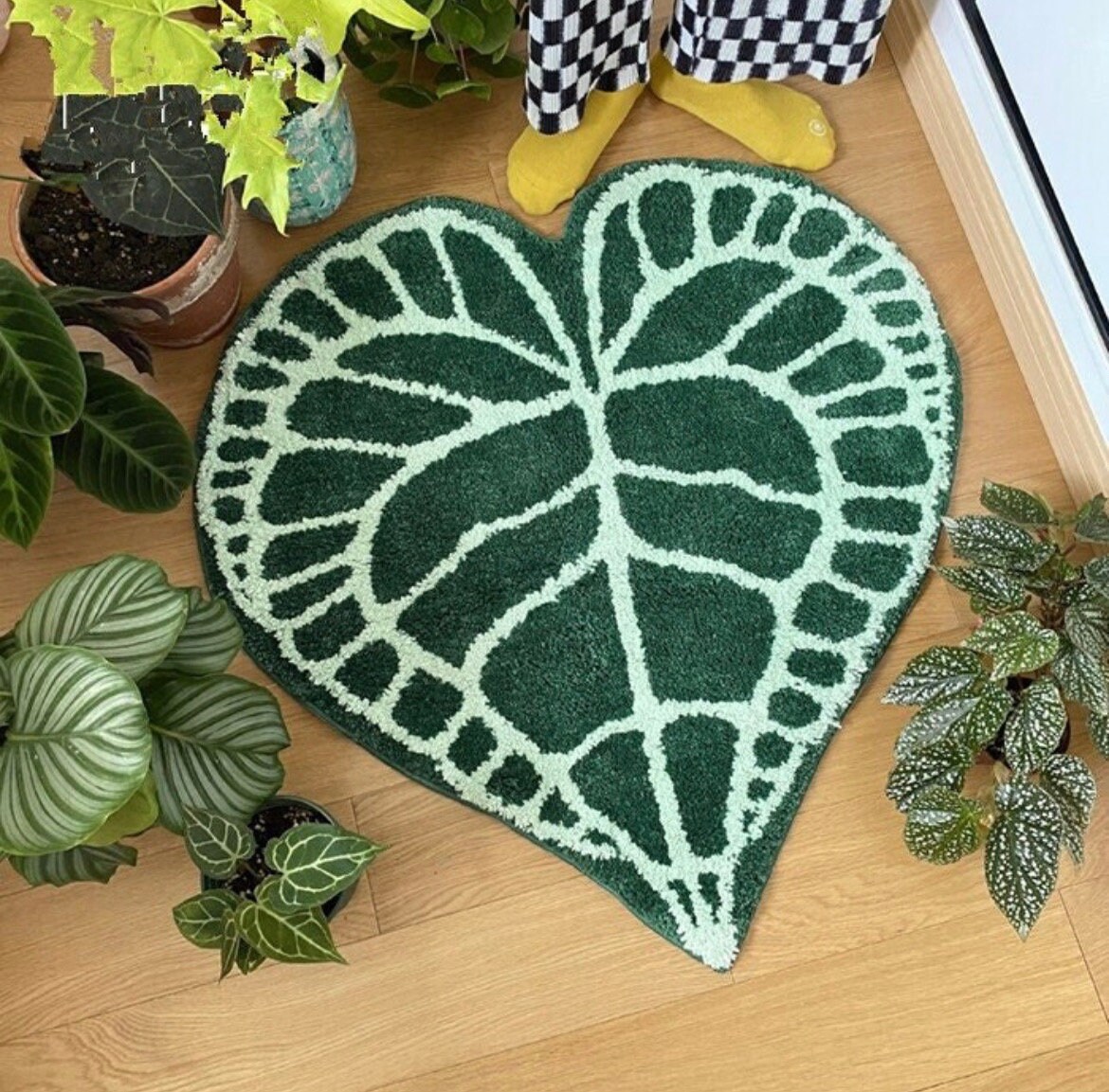 Plant Rug Monstera Anthurium Leaf Green Plant Rug, Heart Shaped, Handmade, Tufted ...