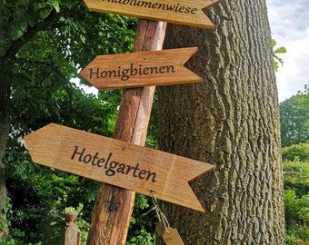 Wegweiser rustikal aus Eiche Gartenschild Wegweiser Schild Garten Wohn-, Hochzeit- und Gartendeko Holz für Haus und Garten Eichen Holzschild