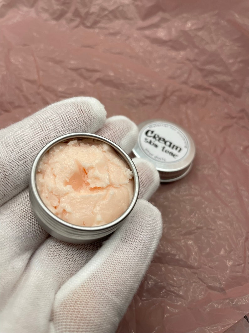 Modeling paste, craft supplies, customizing tools, and a UV lamp for doll face making. Modeling paste is often used to sculpt facial features, while customizing tools can be used to add details like lips or eyeshadow.