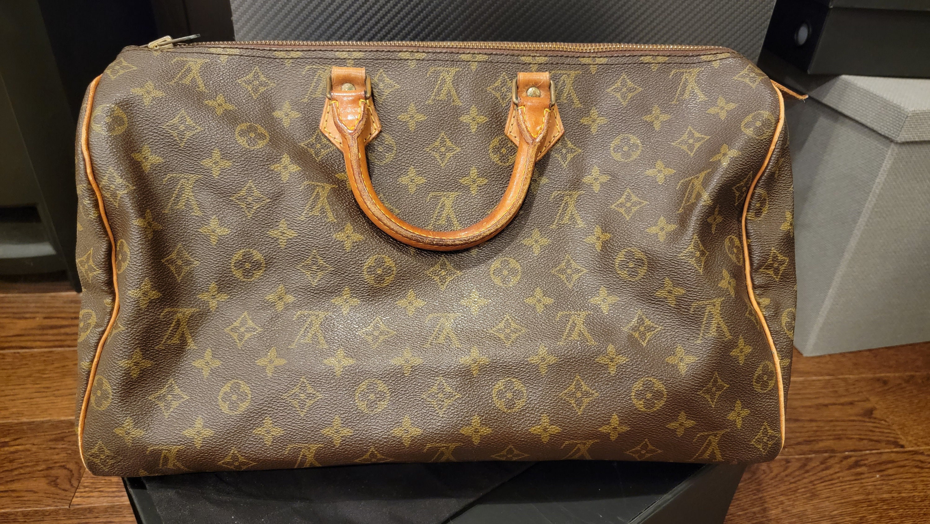 Louis Vuitton Womens Vintage Speedy 40 Monogram Canvas – Luxe Collective