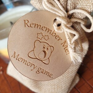Memory spel met pockemon figuur. 20 houten speelkaarten ( 10/10) ideaal voor een geschenkverpakking voor kinderen een verjaardagscadeau of een leuke verrassing