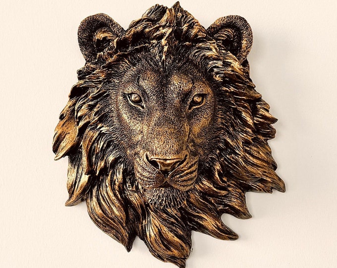 Handmade Lion Head Wall Decor: Elegant Animal Sculpture