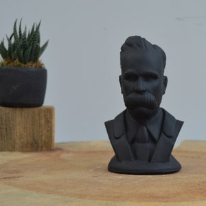 Friedrich Nietzsche Statue, Friedrich Nietzsche Sculpture, Philosopher Statue ,Home Decor, Art Decor,Art Objeckt