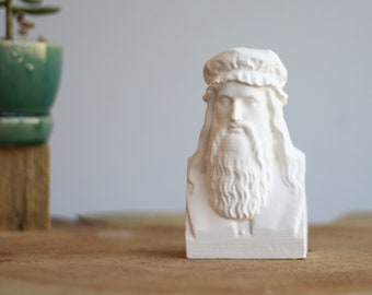 Bust of Leonardo da Vinci Statue The Italian Painter Sculpture
