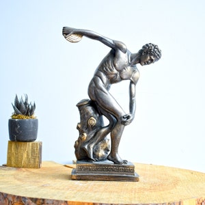11 İnches Ancient Greek Discobolus Statue ,Discobolus Sculpture,Greek Statue,Large Statue , Home Decor, Art Decor,Art Objeckt
