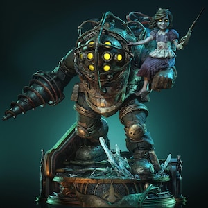 Peut inclure: Une figurine détaillée représentant une grande armure mécanique avec un bras foreuse et des hublots lumineux jaunes, portant une petite fille en robe violette aux yeux jaunes brillants. Le socle est orné et circulaire.