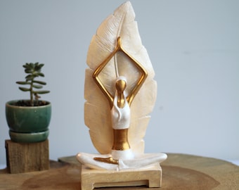 Handmade Yoga Woman Statue: Cream, White & Gold Home Decor