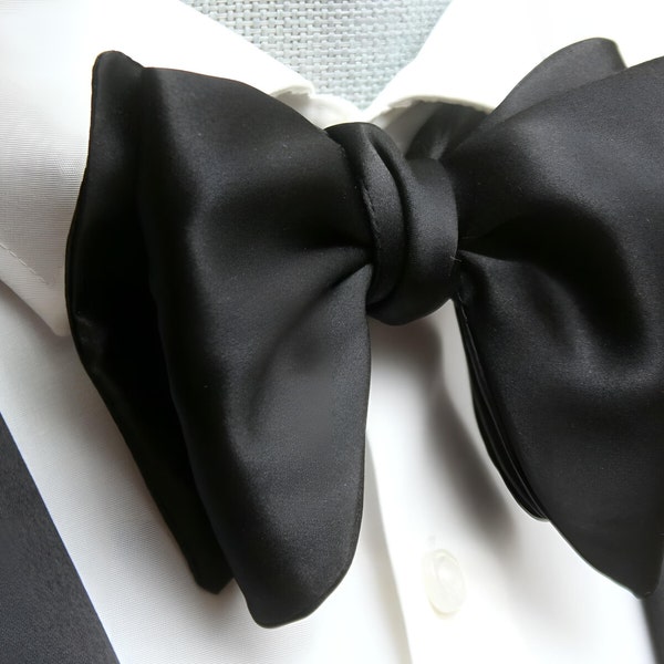 Black Oversized Butterfly Bow Tie, Tom Ford Style Bow Tie,  Pre-tied bow tie,Formal Tuxedo  Bow Tie,Black Wedding bow tie, Groomsman bow tie