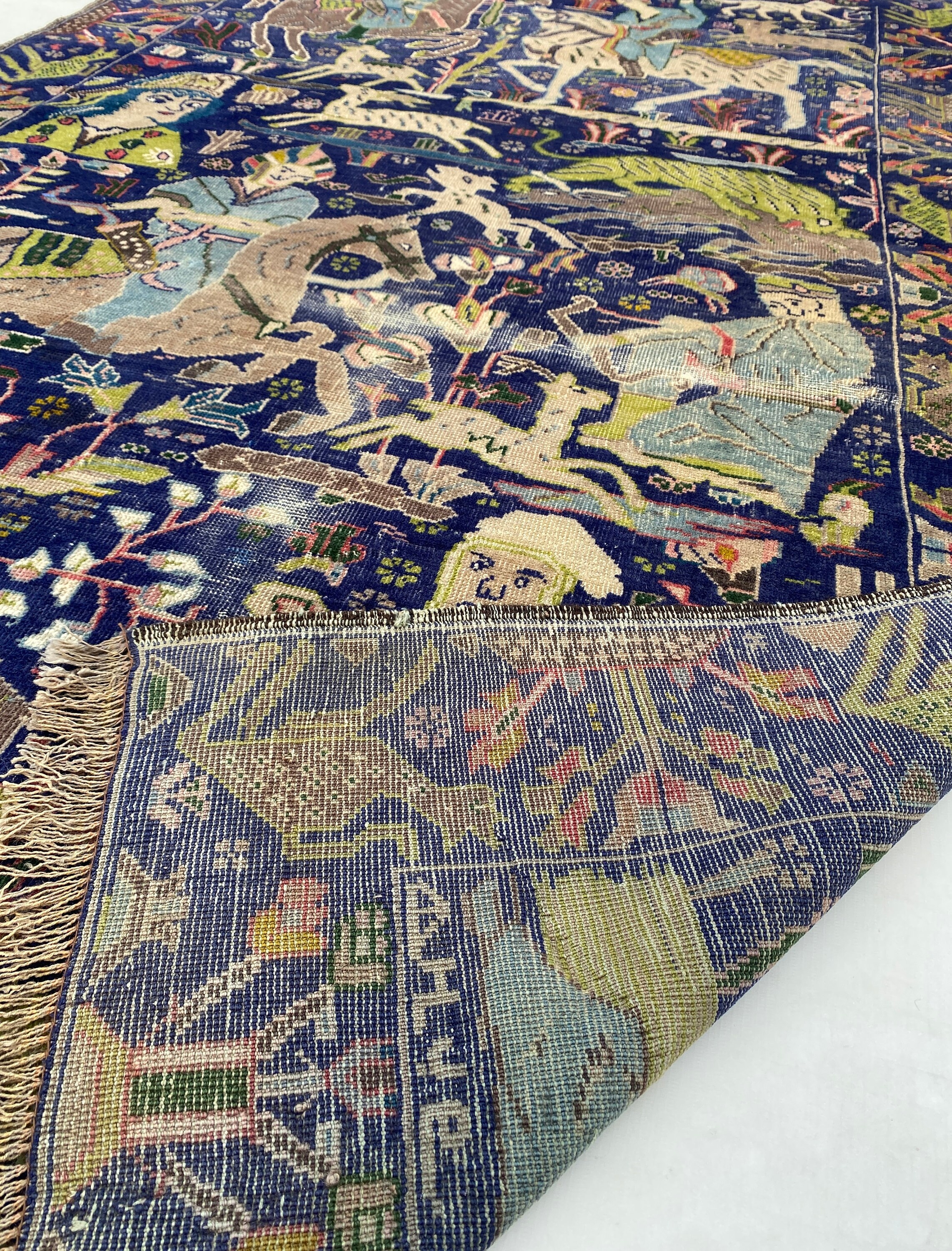 1920s One of Kind Antique Pictorial Rug 4x6 Ft / Low Piles / Baluchi