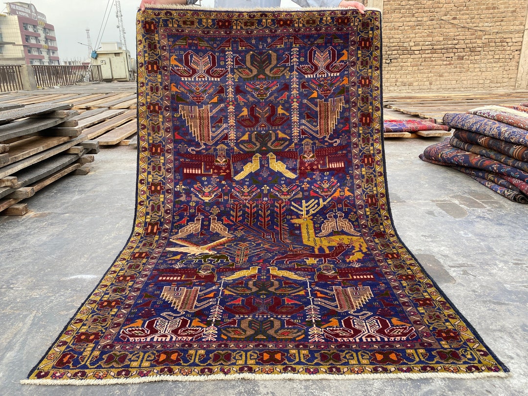 Collectors Piece Antique Low Piles, Animal Hunting Art Pictorial Rug